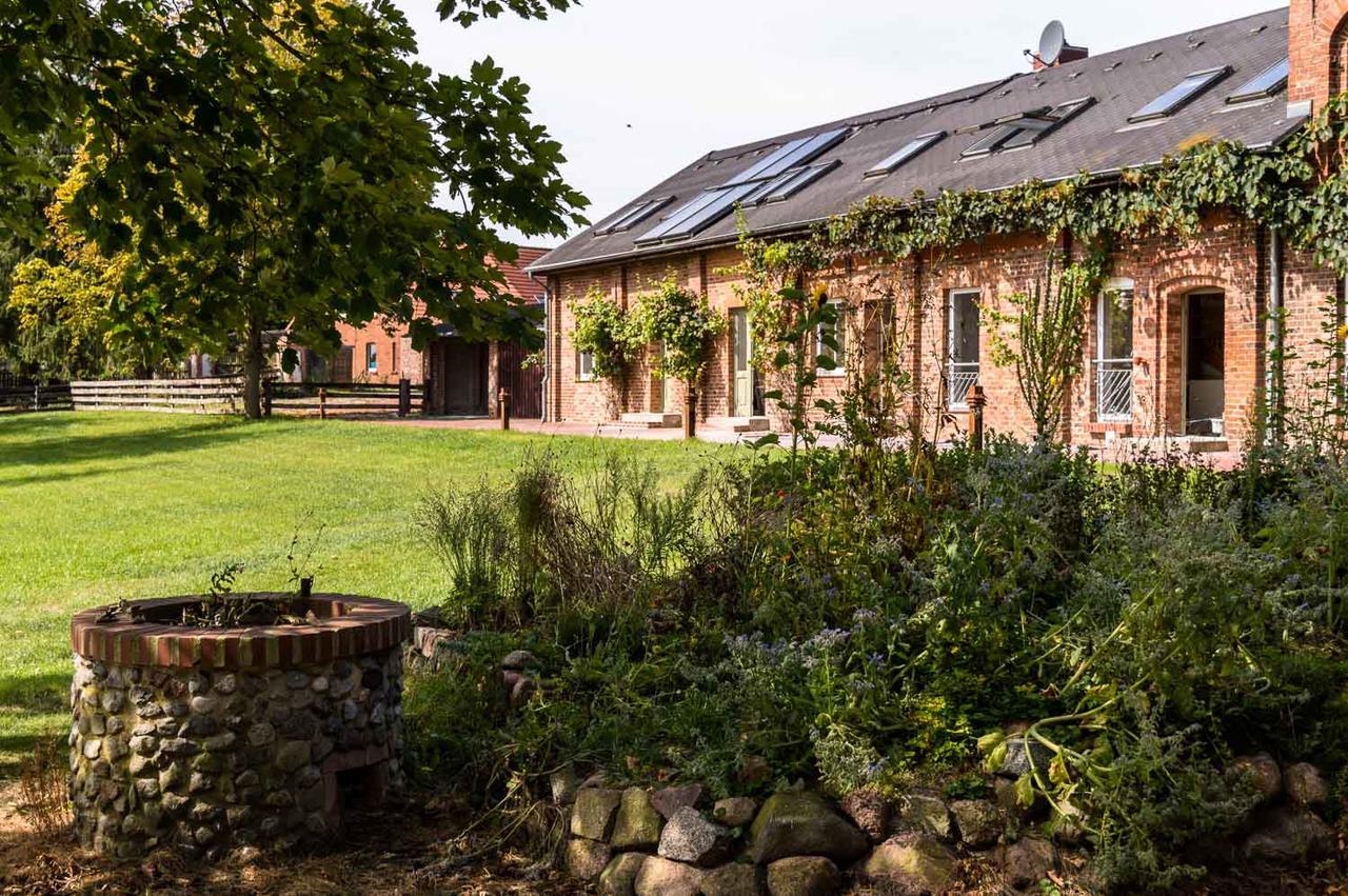 Gutshof Gross Behnkenhagen Apartment Екстериор снимка