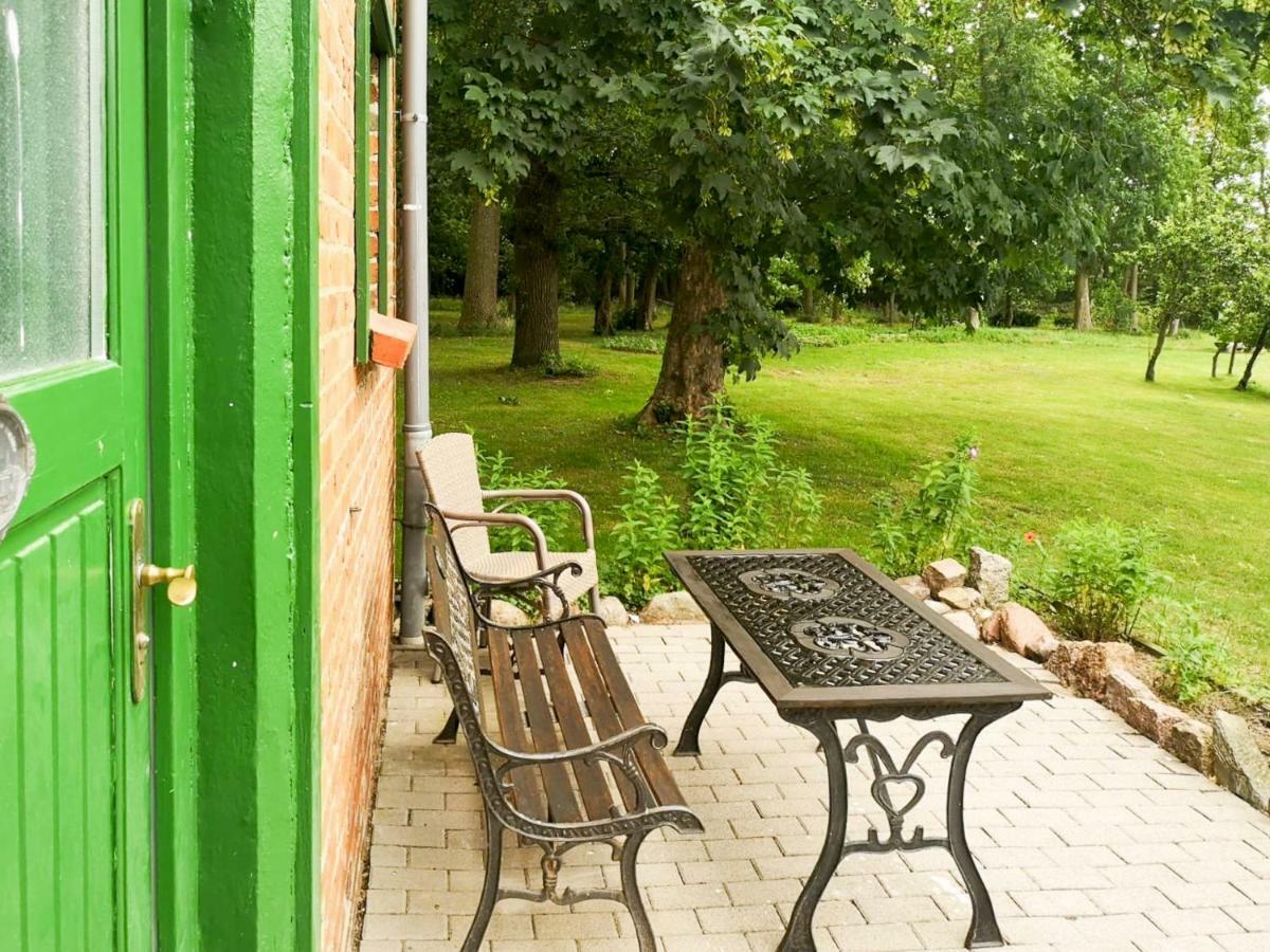Gutshof Gross Behnkenhagen Apartment Екстериор снимка